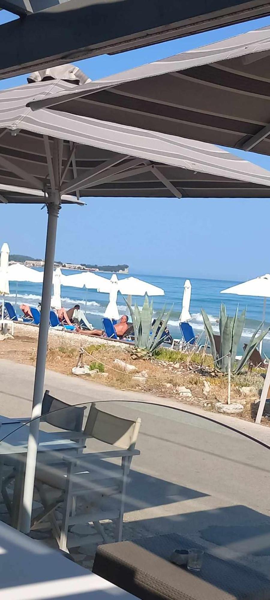 Kormoranos Beach Acharavi  Exterior foto